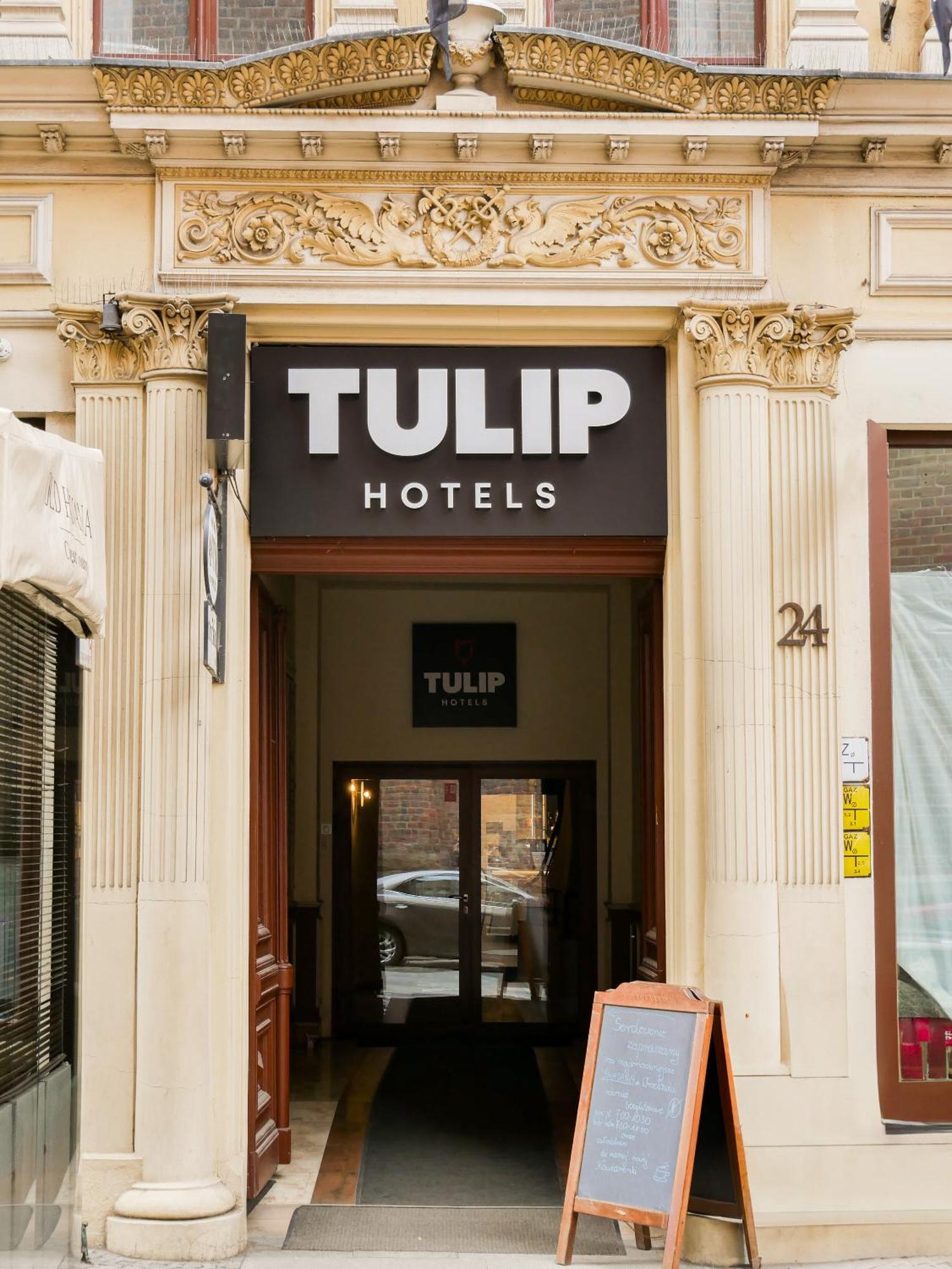 Tulip Hotels - Wroclaw Patio Exterior photo